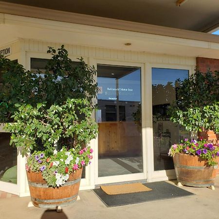 Balranald Motor Inn ภายนอก รูปภาพ